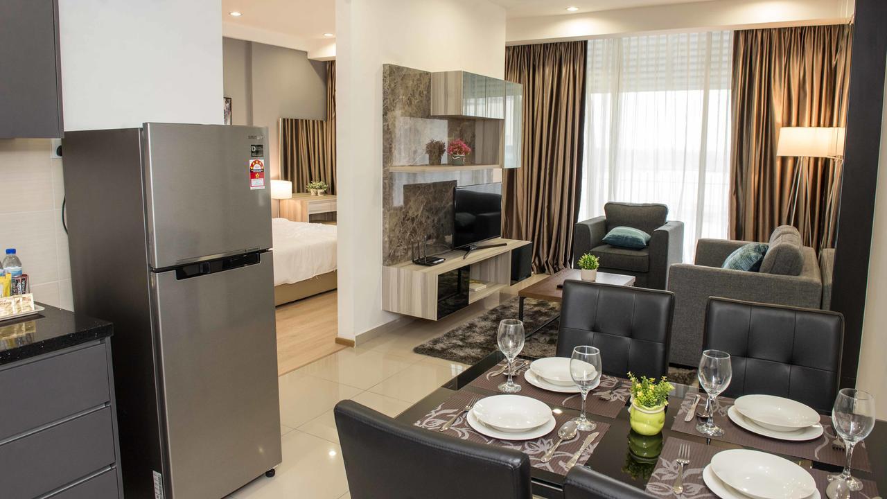 נוסג'יה Encorp Marina Suites By Iconic Bliss מראה חיצוני תמונה