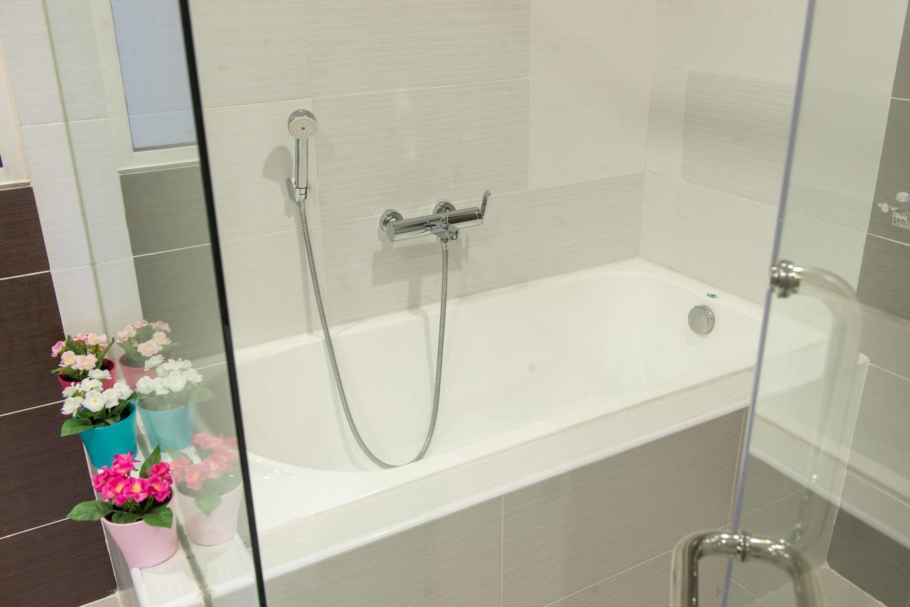 נוסג'יה Encorp Marina Suites By Iconic Bliss מראה חיצוני תמונה