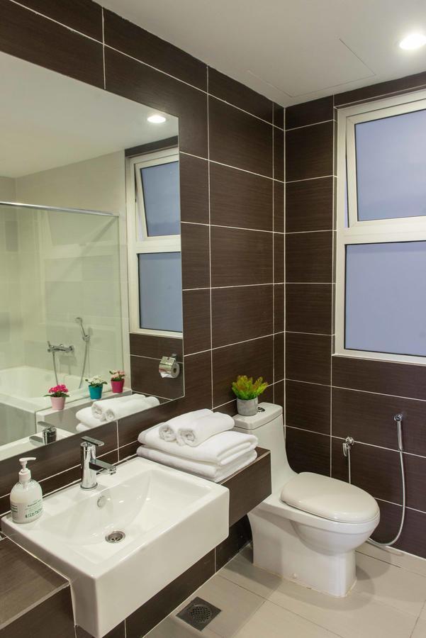 נוסג'יה Encorp Marina Suites By Iconic Bliss מראה חיצוני תמונה